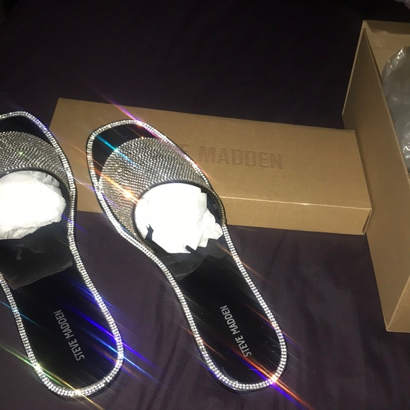 Steve Madden rhinestone sandals - Picture 2 of 3
